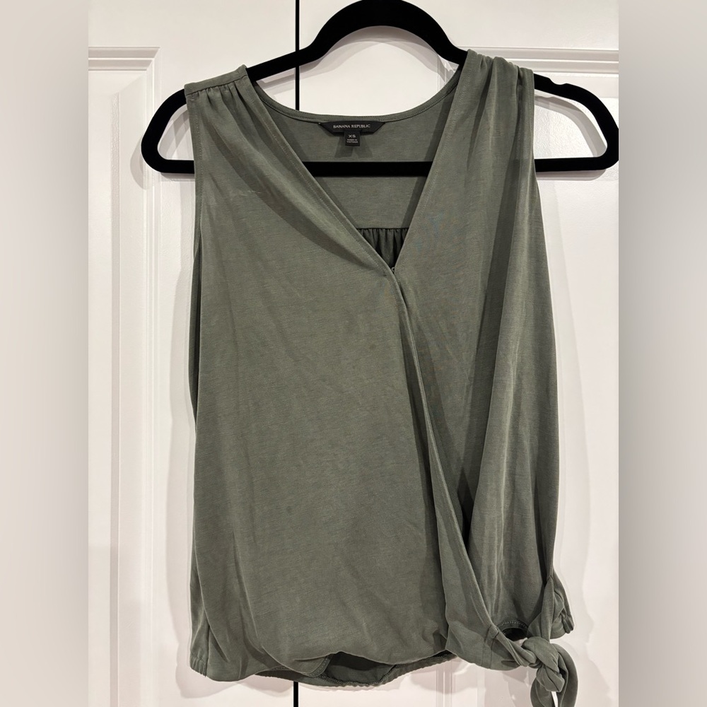 Banana Republic Women's Olive Blouse